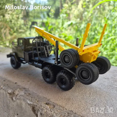 КРАЗ 6446 лесовоз в мащаб 1:43, снимка 8 - Колекции - 55332423