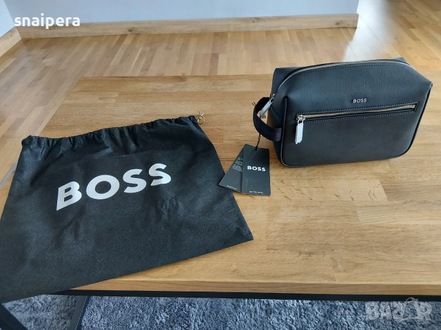 Оригинална чанта/несесер на BOSS