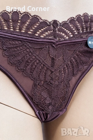 Дамско долнище Hunkemöller, размер M – бордо с дантела, снимка 3 - Бельо - 54516968