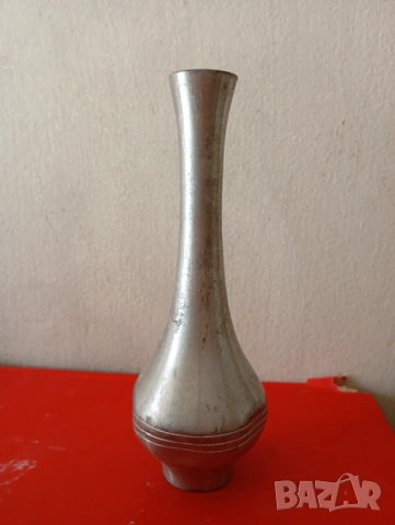 Ретро вазичка