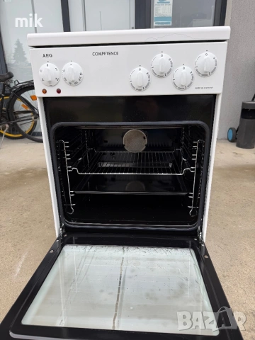 Печка с керамичен плот AEG 50 см широка, снимка 6 - Печки, фурни - 54053746
