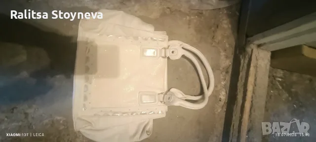 Дамска бяла чанта 