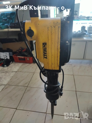 DeWalt къртач 