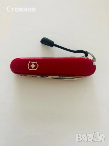 Чисто ново швейцарско ножче Victorinox с ножичка, снимка 13 - Ножове - 54200492