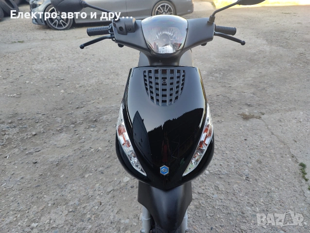 Piaggio Zip 50 (49 куб.см) 2023г. 275км., снимка 9 - Мотоциклети и мототехника - 55119523