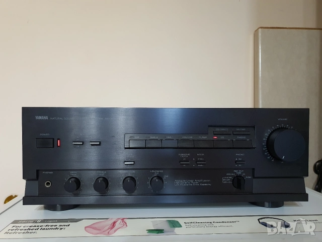 YAMAHA-AX-700