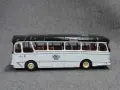 1/76 СТАРА РЕТРО МЕТАЛНА КОЛИЧКА АВТОБУС HARRINGTON GRENADIER BUS, снимка 2