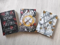 Пакетна цена за 3 книги - Дженифър Л. Арментраут - "От кръв и пепел"; "Корона от позлатени кости"; ", снимка 1