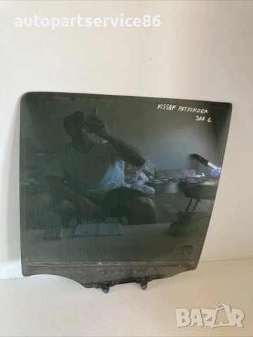 Стъкло за задна лява врата за Nissan Pathfinder (2009)