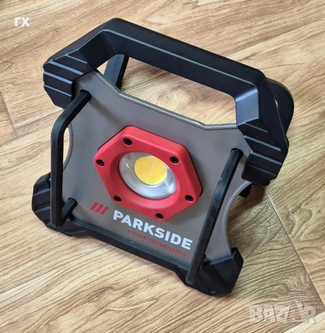 Акумулаторна работна LED лампа Parkside PPBSTA 20-Li A1 10000 lm