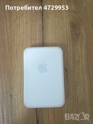 Apple power bank lightning port