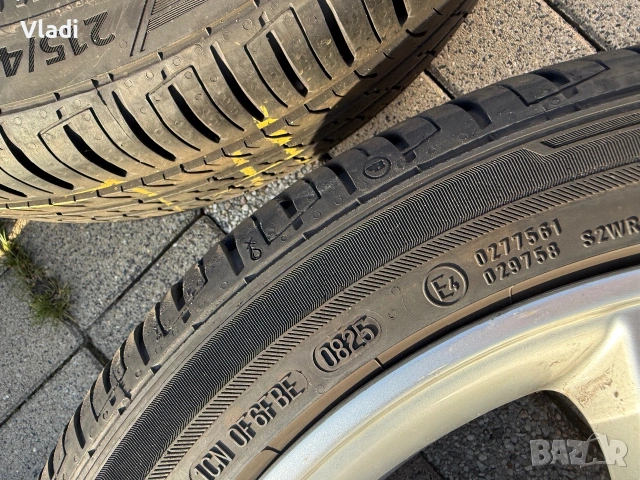 Летни гуми с алуминиеви джанти 215/45 R17 91Y, DOT25, 8–9 мм, снимка 3 - Гуми и джанти - 55143597