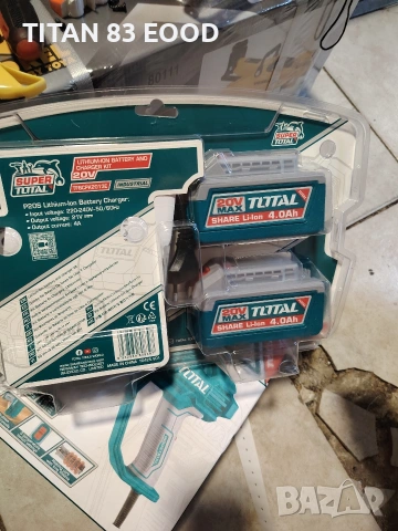 Комплект акумулаторни батерии и зарядно TOTAL INDUSTRIAL, 20 V, 2 x 4.0 Ah, 3 части, снимка 4 - Други инструменти - 54690177