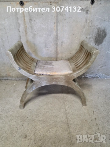 Табуретка в стил Клеопатра , снимка 3 - Дивани и мека мебел - 54265295