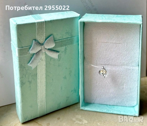 Колие с камъче, сребърно