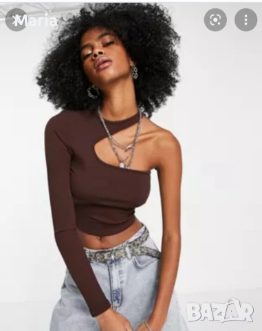 Кафява блуза Bershka, снимка 2 - Блузи с дълъг ръкав и пуловери - 54721030