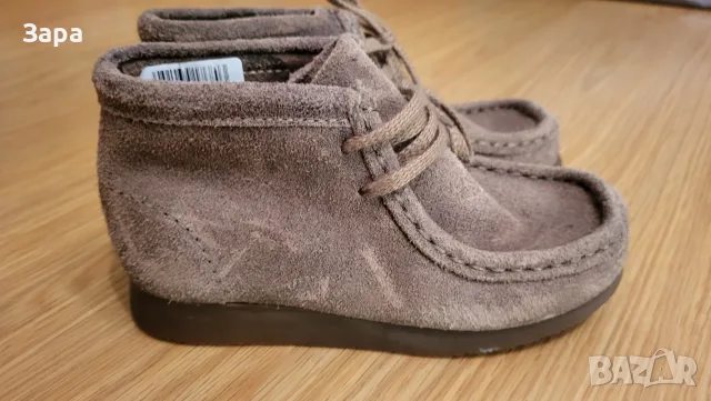 нови кожени обувки Clarks, 27ми номер, снимка 2 - Детски обувки - 55484719