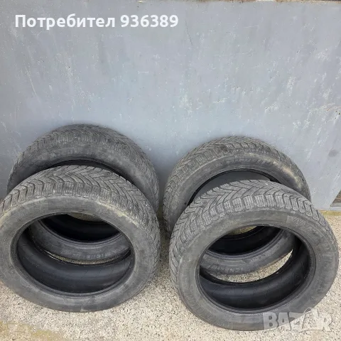 Зимни гуми Мишелин 205/55/16, снимка 6 - Гуми и джанти - 55573866