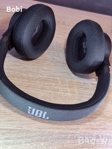 JBL Live 650BTNC безжични Bluetooth слушалки с активно шумопотискане (ANC), снимка 8 - Bluetooth слушалки - 54954164
