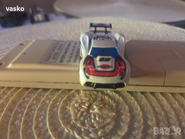 Hotwheels 2004, снимка 6 - Колекции - 54100267