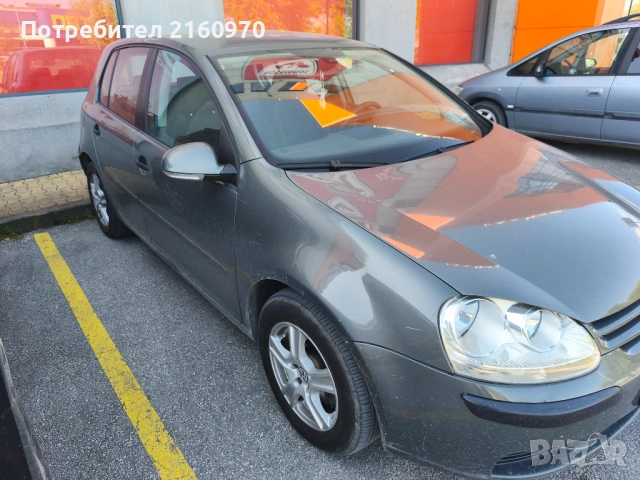 VW Golf 1.9 TDI Автомат 2004, снимка 3 - Автомобили и джипове - 54326573