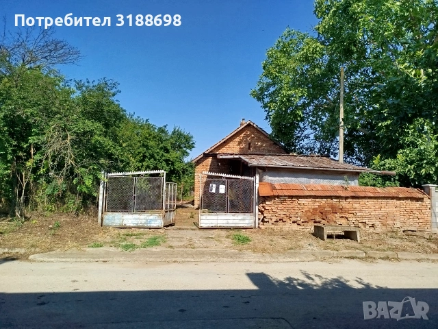 Къща гр. Тръстеник 