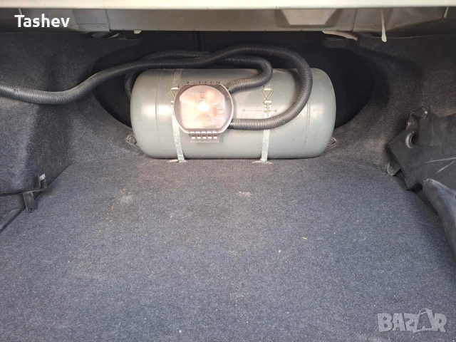 Toyota Avensis t25 1.8vvt-i, снимка 6 - Автомобили и джипове - 55050096