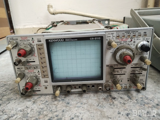 Разчистване 2 броя осцилоскопи за части, снимка 6 - Друга електроника - 54012049