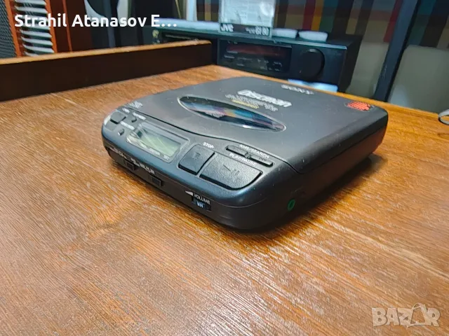Sony D-33 Портативен CD Плеър, снимка 3 - Други - 55430879