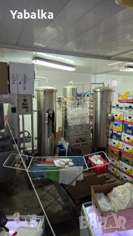 Автоматичен бутилиращ блок за газирани напитки в стъкло