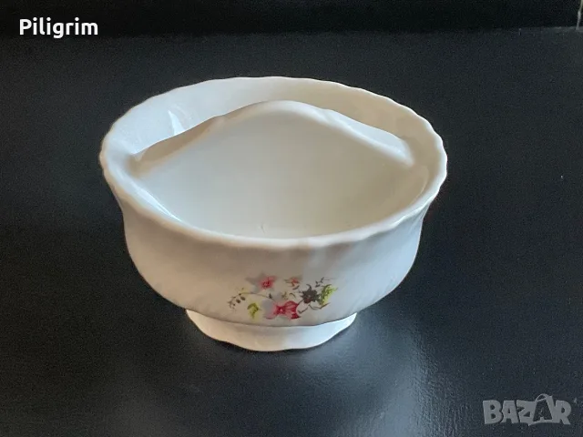 Порцеланова солница и пиперница., снимка 5 - Кутии за храна - 55628398