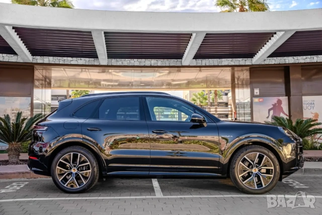 Porsche Cayenne E-Hybrid 2025