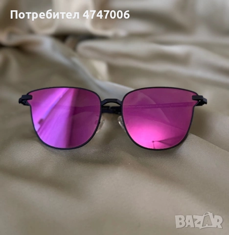 Слънчеви очила Charles & Keith с калъф, снимка 2 - Слънчеви и диоптрични очила - 54792539