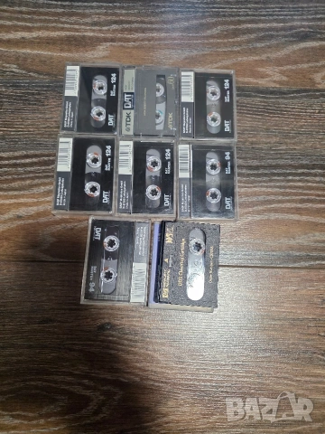 Продавам аудио касетки, mini dv касетки, Дат касетките, Видео 8 касетки, снимка 11 - Аудио касети - 55227151