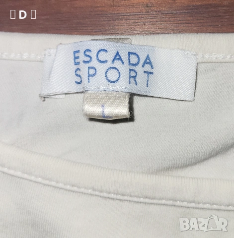 ESCADA 2 бр. бели топове М / Л - оригинални, снимка 4 - Корсети, бюстиета, топове - 55240700