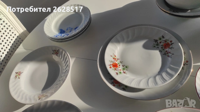 Български порцеланови чинии и купички на завод Китка, снимка 5 - Чинии - 54321495