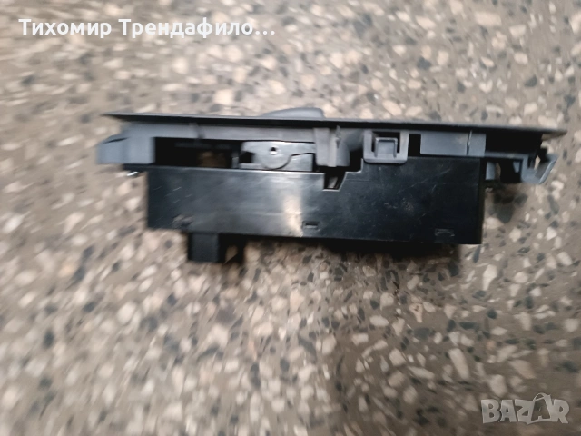 Mitsubishi Colt бутончета шофьорска врата 8608A076 , C8D-D524M , 29Y4D1, снимка 3 - Части - 54589118