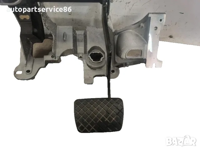 Комплект лост на педал на спирачка за Audi A4 B8 1.8 TFSI (2008) 8K2723140A OEM, снимка 3 - Части - 55593493
