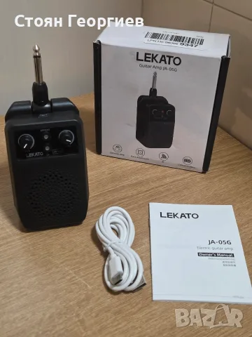 LEKATO JA-05G е компактен 5-ватов усилвател за електрическа китара с вградени ефекти. Устройството