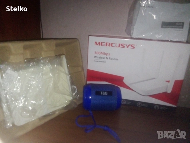 Безжичен рутер Mercusys MW305R, 300Mbps комплект с малка T&G контлонка, снимка 2 - Рутери - 54621595