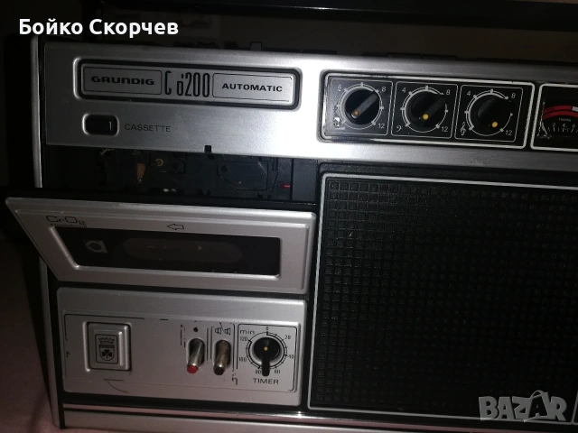 Радиокасетофон Грундиг С6200., снимка 2 - Радиокасетофони, транзистори - 55158149