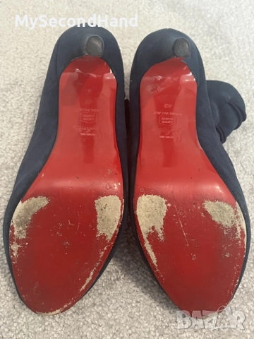Christian Louboutin дамски боти велур 42 номер, снимка 6 - Дамски боти - 55682618