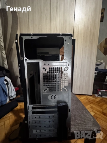 Кутия за компютър, снимка 2 - Работни компютри - 55418719