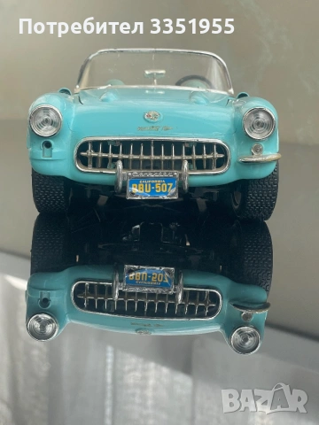 Chevrolet Curvette 1957 1/18 Burago, снимка 3 - Колекции - 54400076