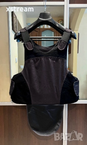 Бронежилетка VestGuard UK, за скрито носене, против хладно оръжие, Произведена във Великобритания , снимка 2 - Екипировка - 54246871