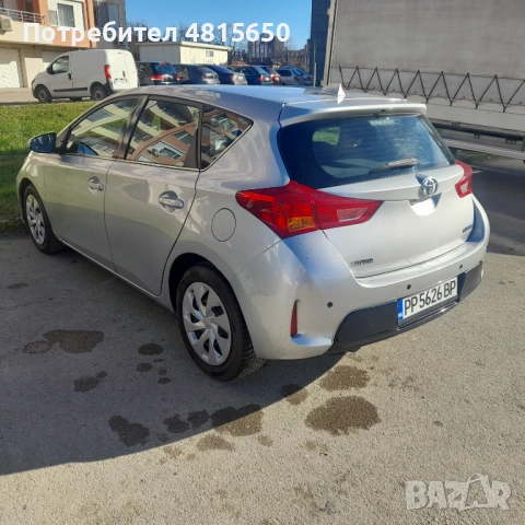 Продавам тойота аурс, снимка 4 - Автомобили и джипове - 54397428