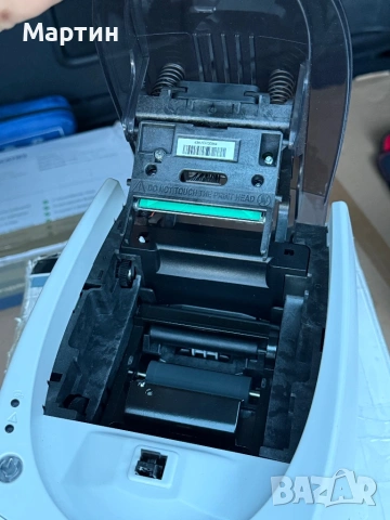 DURACARD ID 300 – Принтер за пластмасови карти, снимка 4 - Принтери, копири, скенери - 54840287