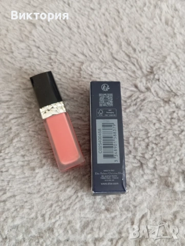 Течно матово червило Dior, снимка 2 - Декоративна козметика - 54893287