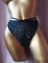  Резервирани Hunkemoller 3XL Черна еластична дантелена полупрашка , снимка 4