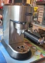 Продавам еспресо кафемашина Delonghi Dedica EC685, снимка 1